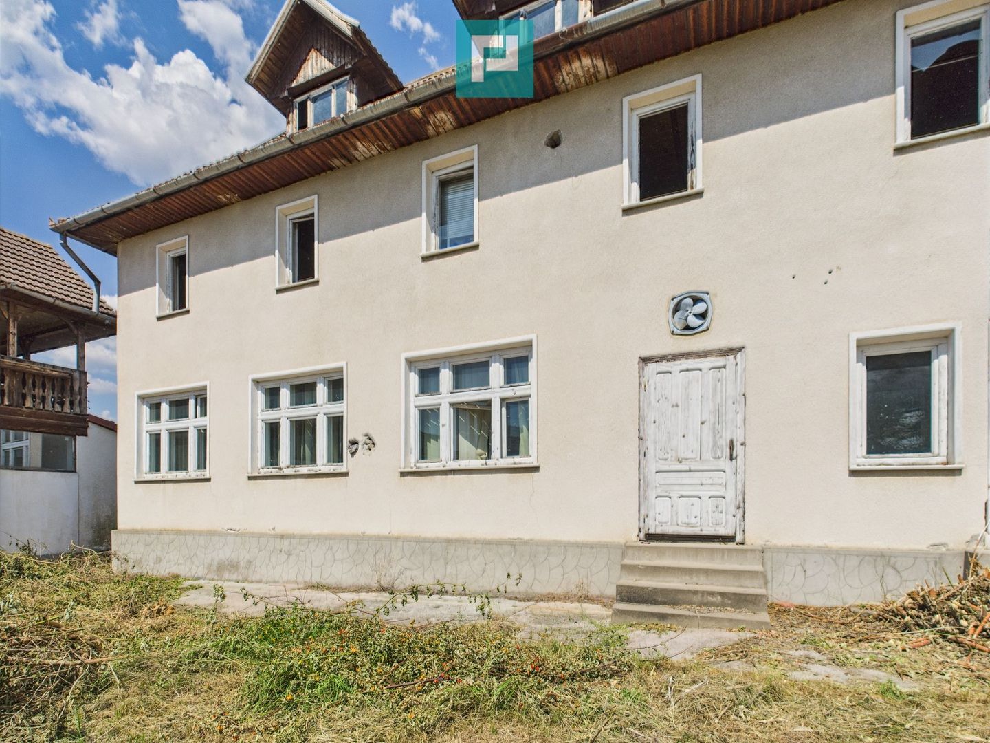 Pensiune cu teren 6464 mp in Geoagiu pe Raul Mureș - Poză 4