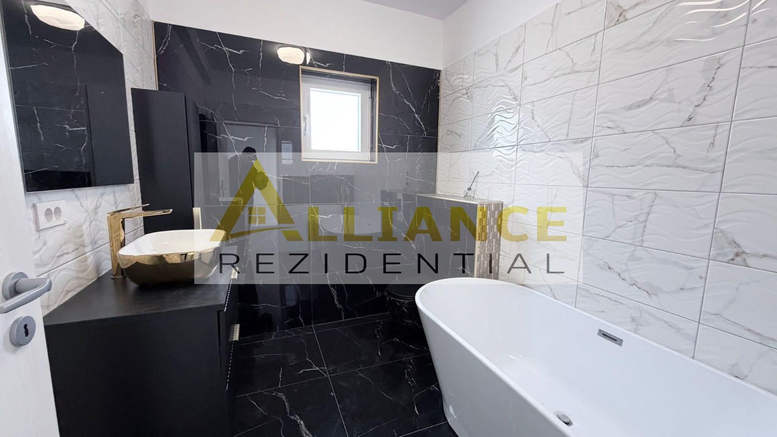 Vila individuala P+1E ~ 4 camere 2 bai ~ 560mp teren - Poză 18