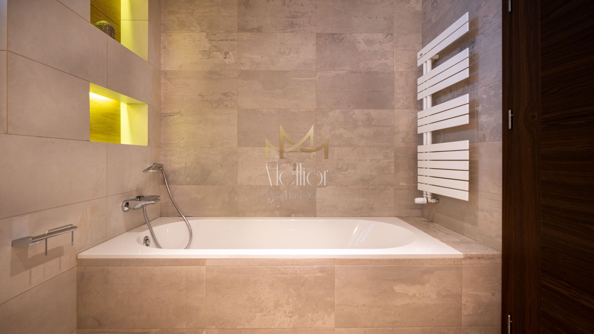 Apartament superb 3 camere | 91 mp | 2 parcari | zona Campului! - Poză 14