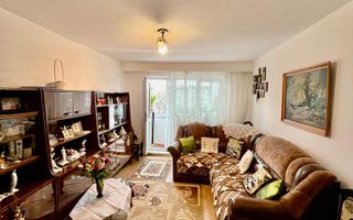 Nicolina 1 Apartament 2 Camere Decomandat  Etaj Intermediar - Poză 2