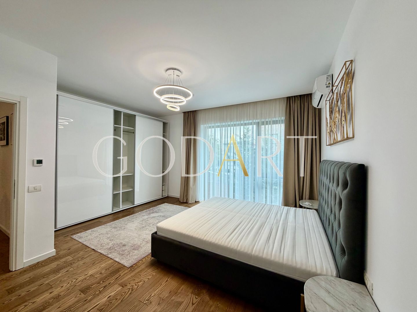 Vilă individuală de lux | Piscină privată | 4 dormitoare | Erou Iancu - Poză 6