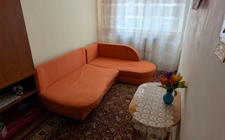 Apartament decomandat 3 camere-balcon-etaj 3-parcare-Central - Poză 3