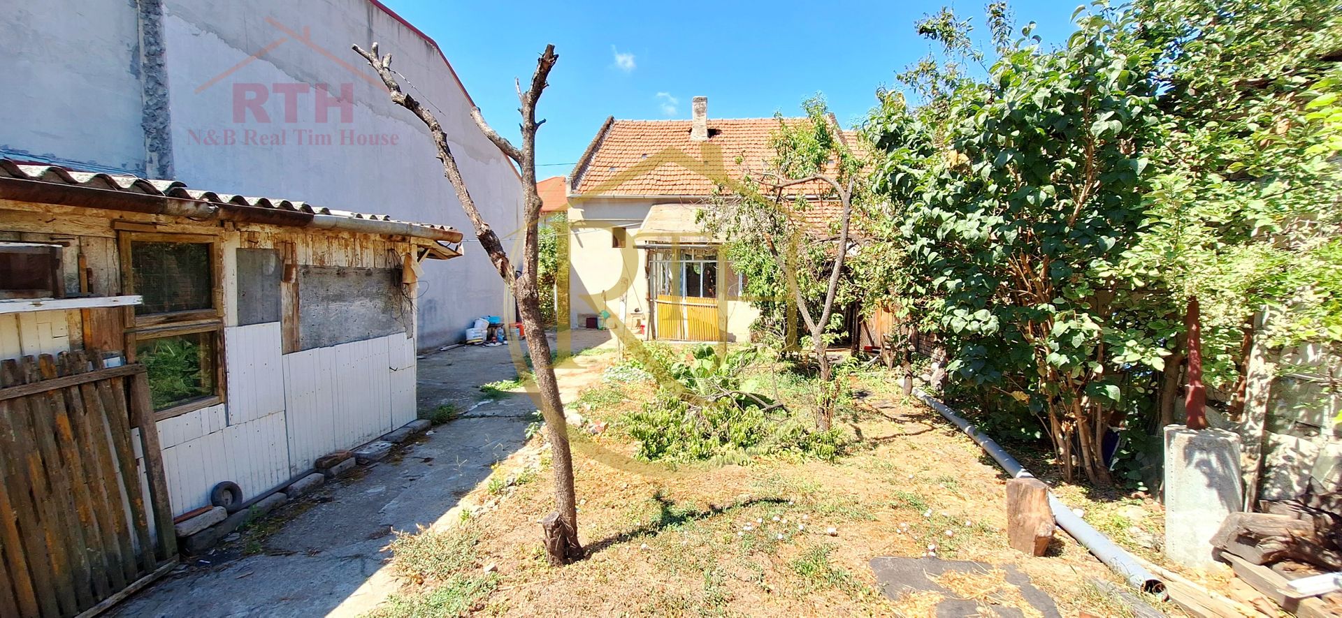 Oferim spre vanzare casa + teren, zona Sagului,  Necesita renovare - Poză 3