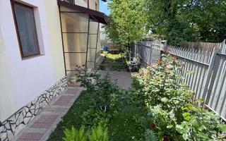 Vila construită in 2010 - P+1+pod - S=236 mp și curte 238 mp Campina! - Poză 44