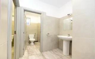 Cladire birouri individuala - Poză 26