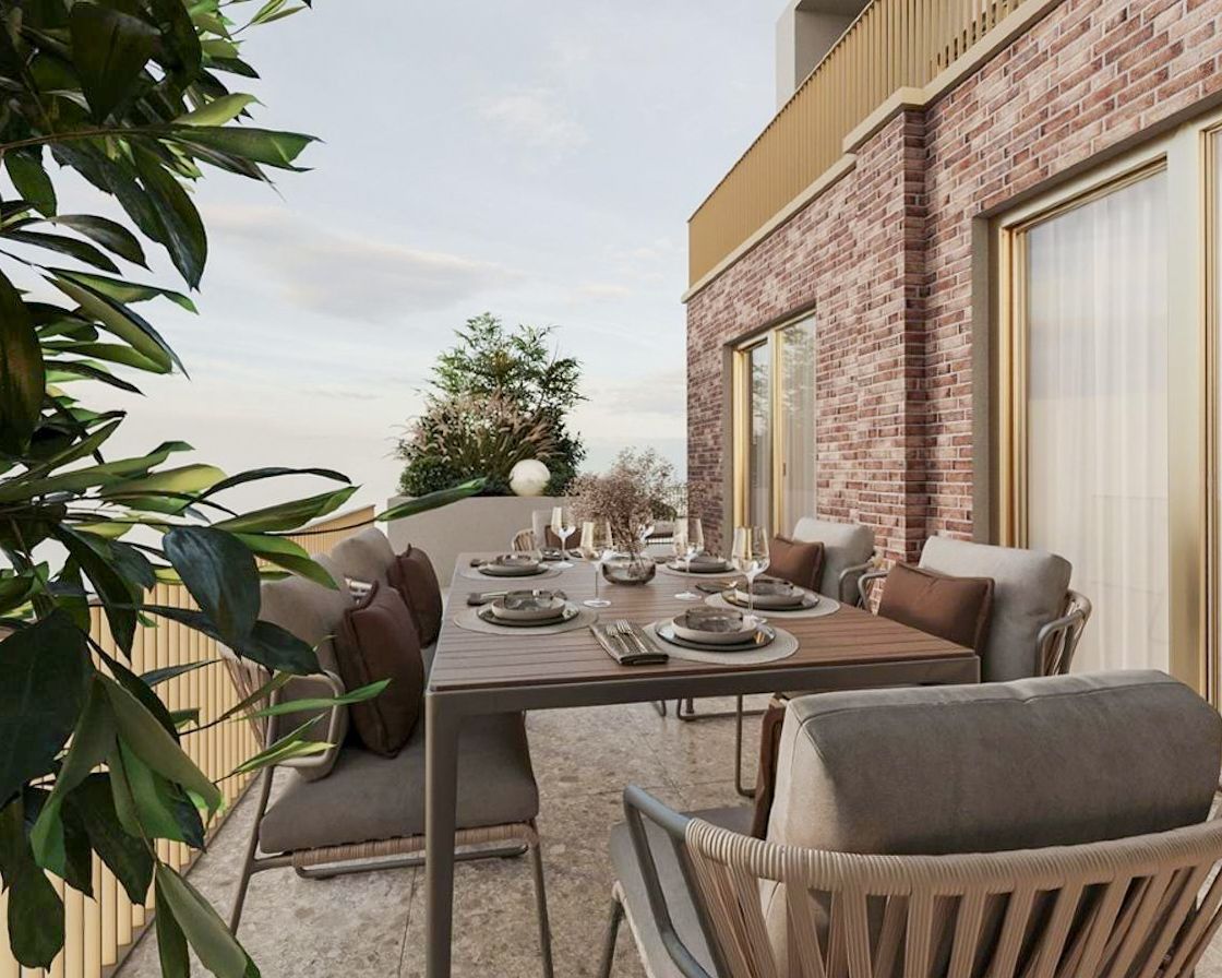 Închiriere | Apartament 3 camere | curte 132mp | Metrou Unirii - Poză 1