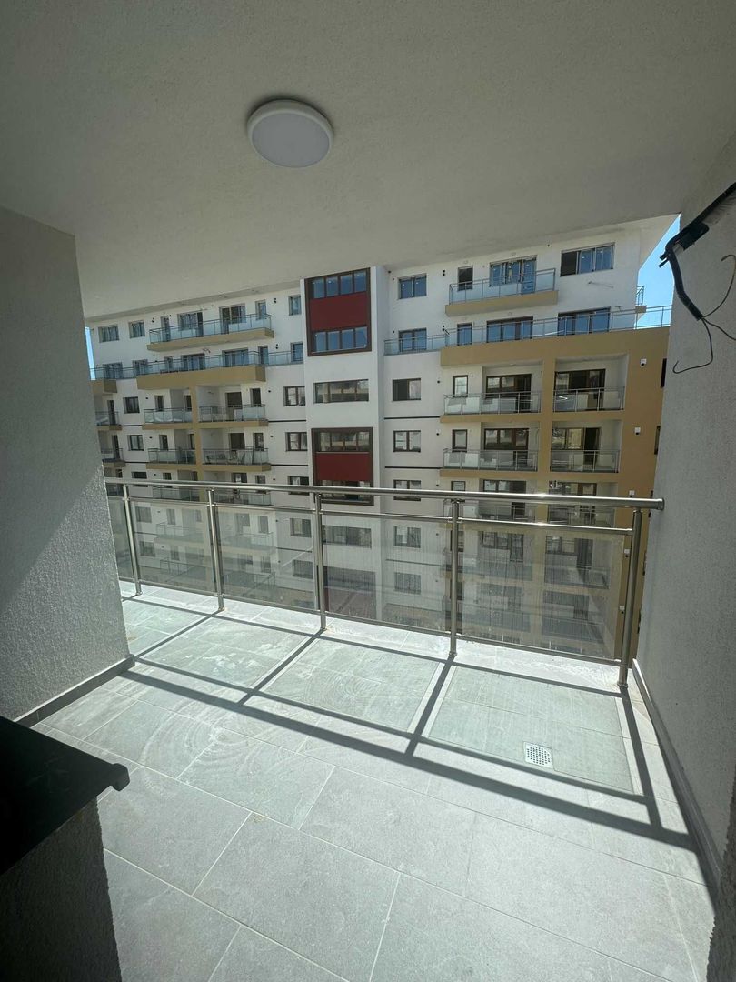 De vanzare apartament 2 camere , zona  Cartier Solar - Poză 2