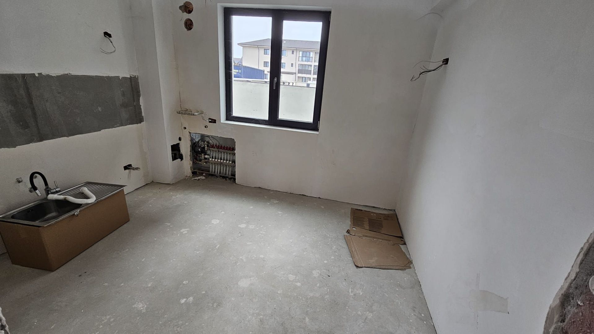 CASA DUPLEX - TOATE UTILITATILE, STRADA ASFALTATA, ACTE GATA, COMIS 0% - Poză 8