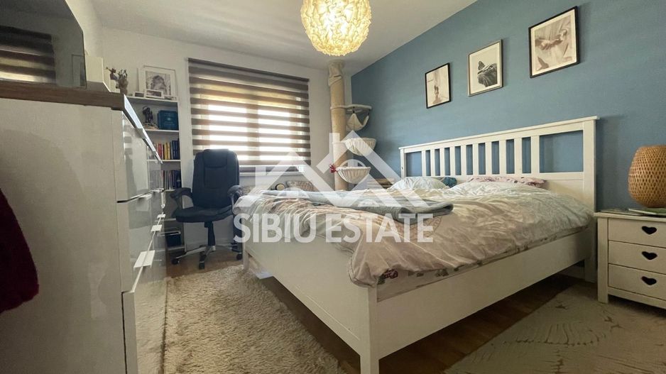 Duplex elegant cu 5 camere, 2 bai, curte in Cristian - Poză 18