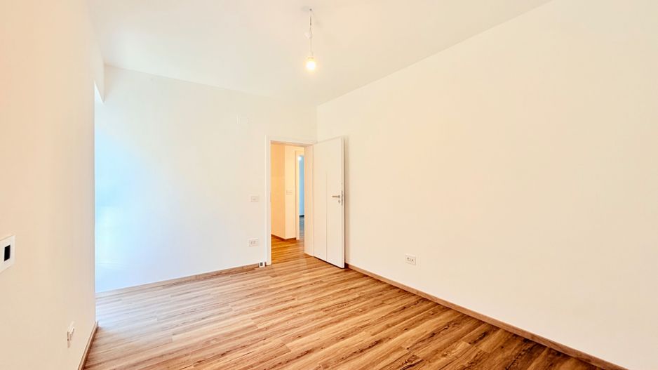 Casa parter prima închiriere – liniste si acces rapid spre centru - Poză 11