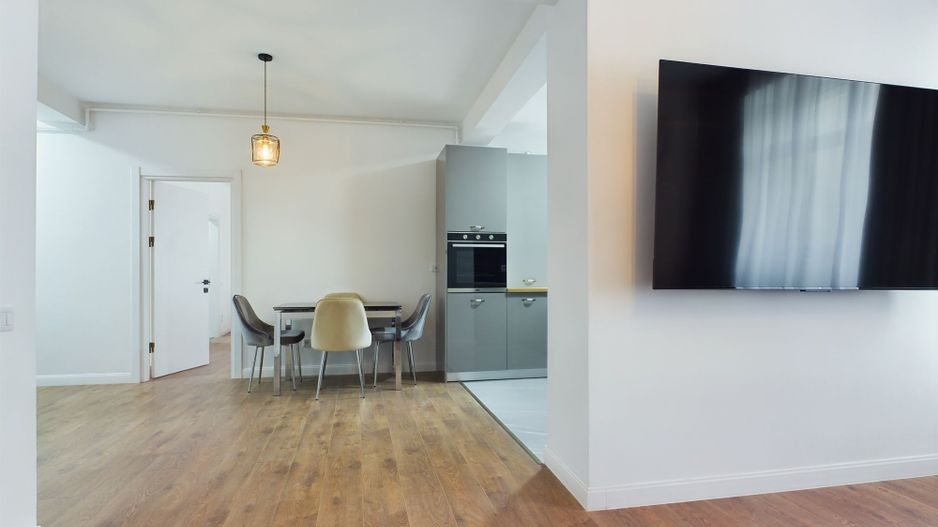 Apartament cu 3 camere Medicover Piata Victoriei - Poză 50