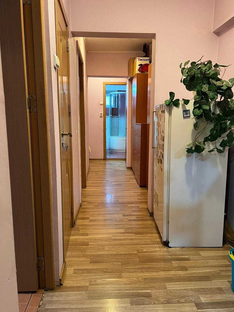 Vand 3 camere dec., confort 1, sos. Alexandriei - Piata Rahova - Teius - Poză 2