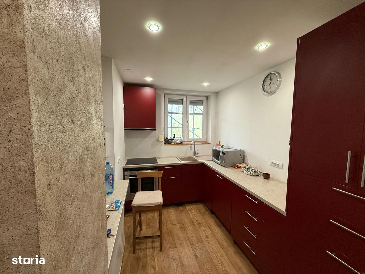 Apartament 4 camere decomandat, metrou 3 min, etaj 4/4, zonă liniștită Titan - Poză 1
