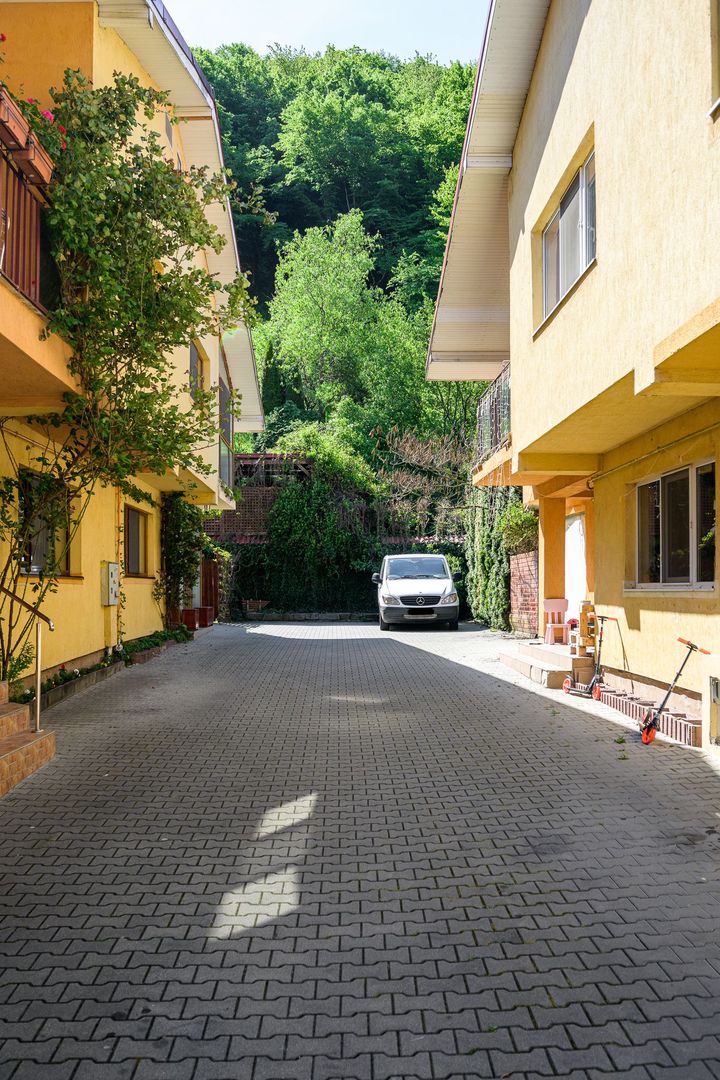 CASA Insiruita 95MP si GARAJ - FLORESTI - Sub Cetate - Poză 10