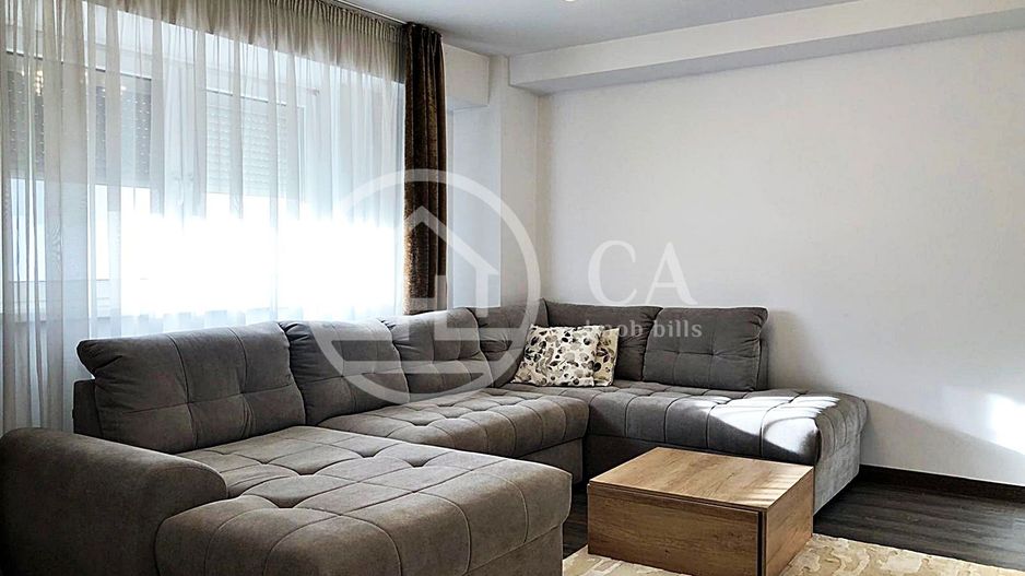 Apartament de inchiriat cu 3 camere Ultracentral, Oradea - Poză 2