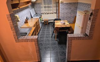 Apartament cu 3 camere de vanzare in Turda - Poză 8