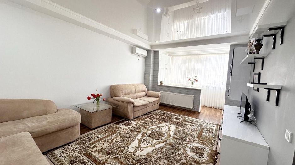 Se vinde apartament Codru - Poză 1