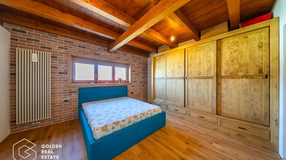 Proprietate de lux in zona Micălaca + două spații comerciale - Poză 15