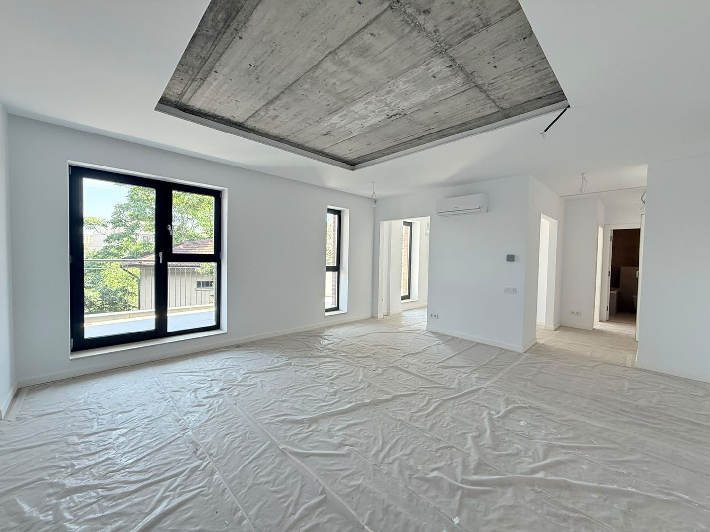 Apartament 2 Camere | Balcon 18,62 mp | Zonă Centrală - Poză 1