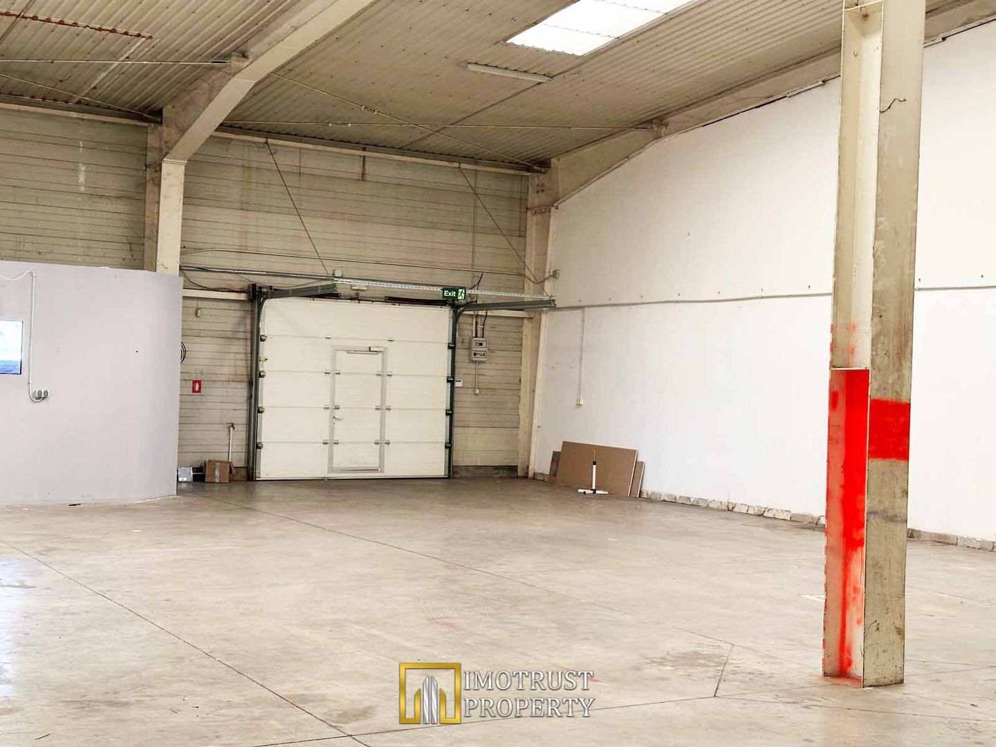 Hală 227 mp UTA Arad – Acces rapid auto și transport public - Poză 6