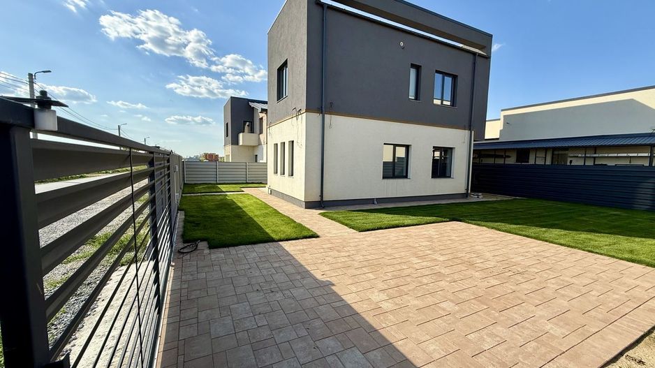 Casa zona Selgros - Poză 1