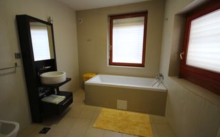 Casa pretabila birouri, camin de batrani - Poză 17