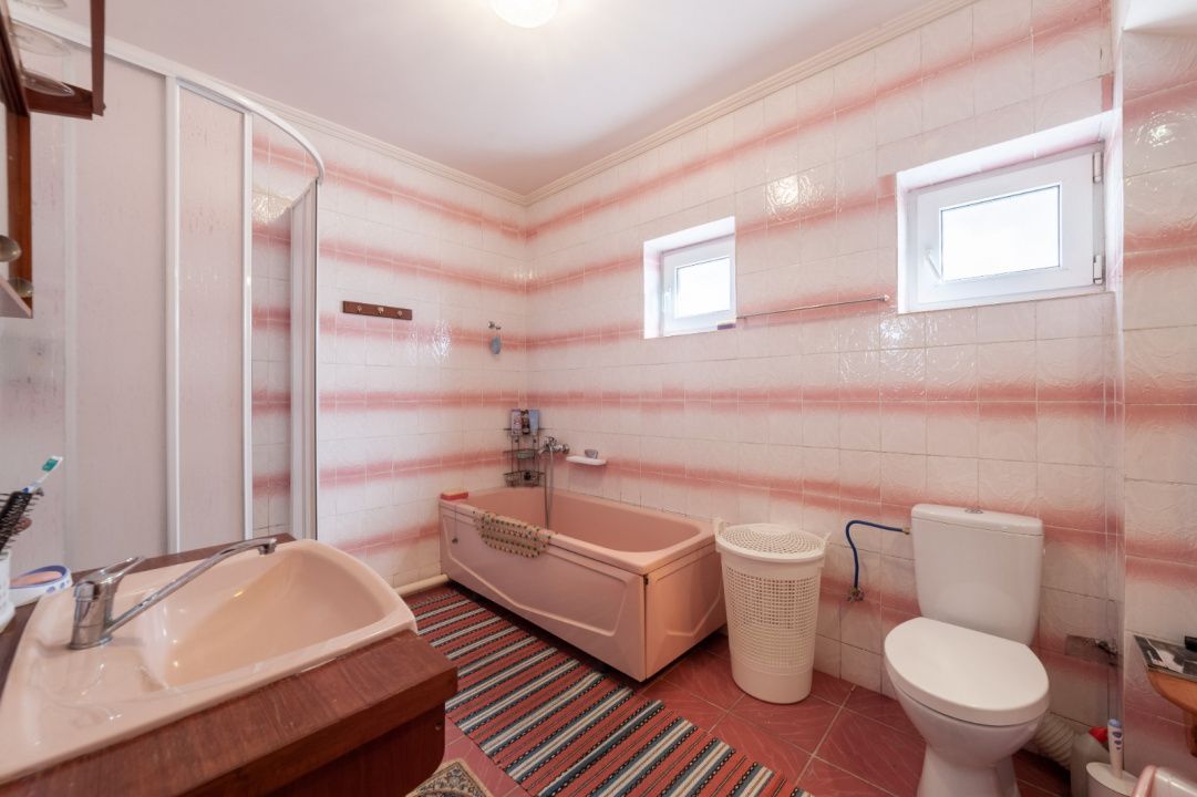 Casa Centrala Pitesti - Exercitiu, Strada Traian - Poză 12