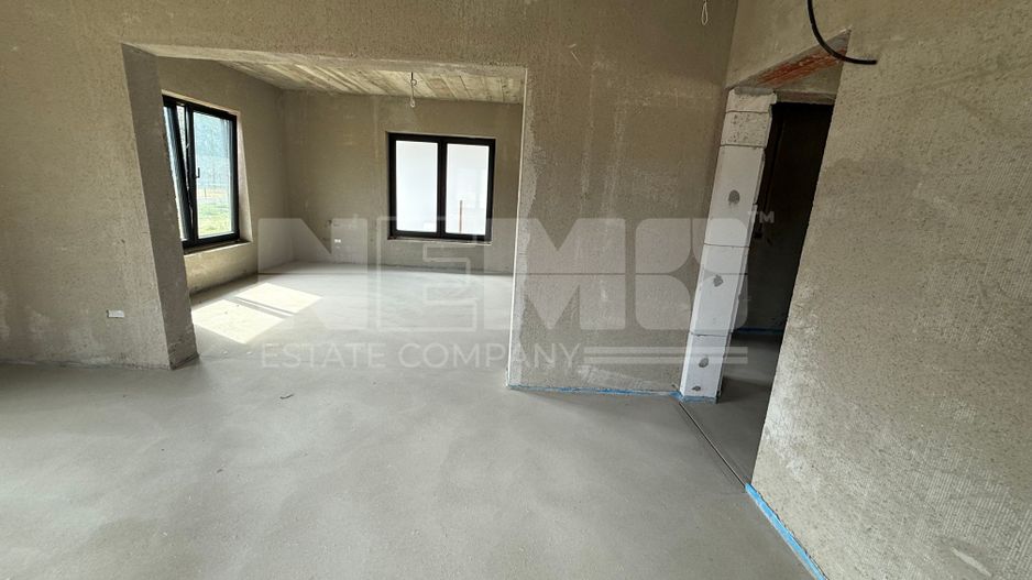 Casă semifinisată în Horodnic de Sus | 203 mp | Teren 1.000 Mp - Poză 13
