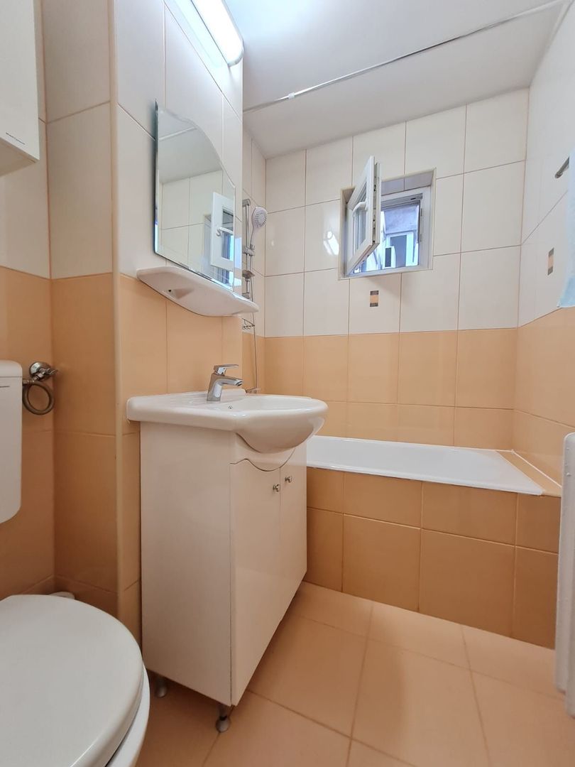 Apartament 4 camere la 5 minute de Piața Unirii - Poză 11