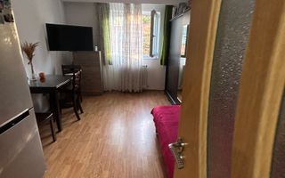Garsonieră de vânzare | Sibiu, Vasile Aaron | baie cu geam - Poză 4