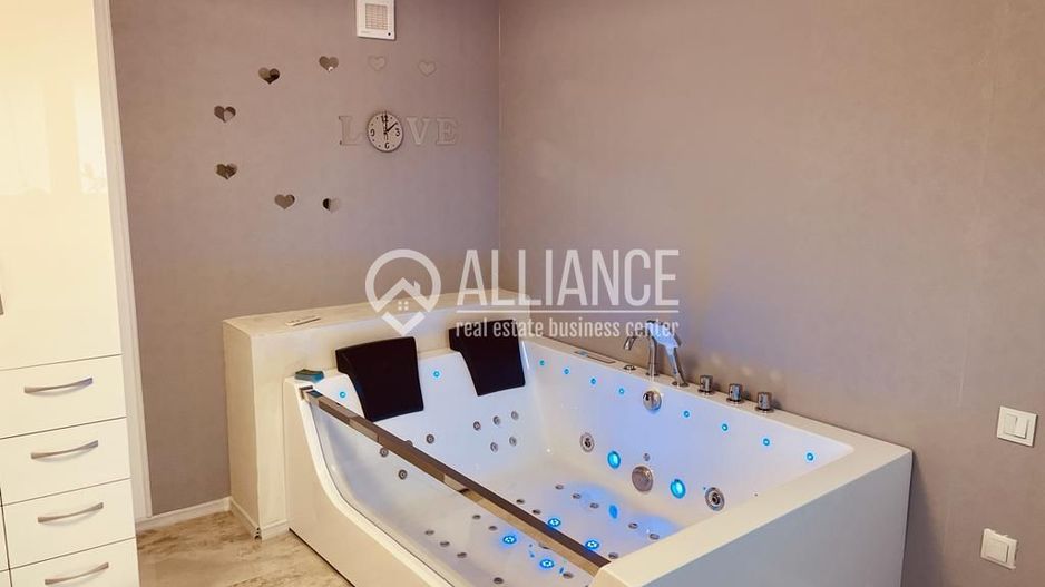 Vila deosebita Kamsas-Baba Novac (COD 08) - Poză 5