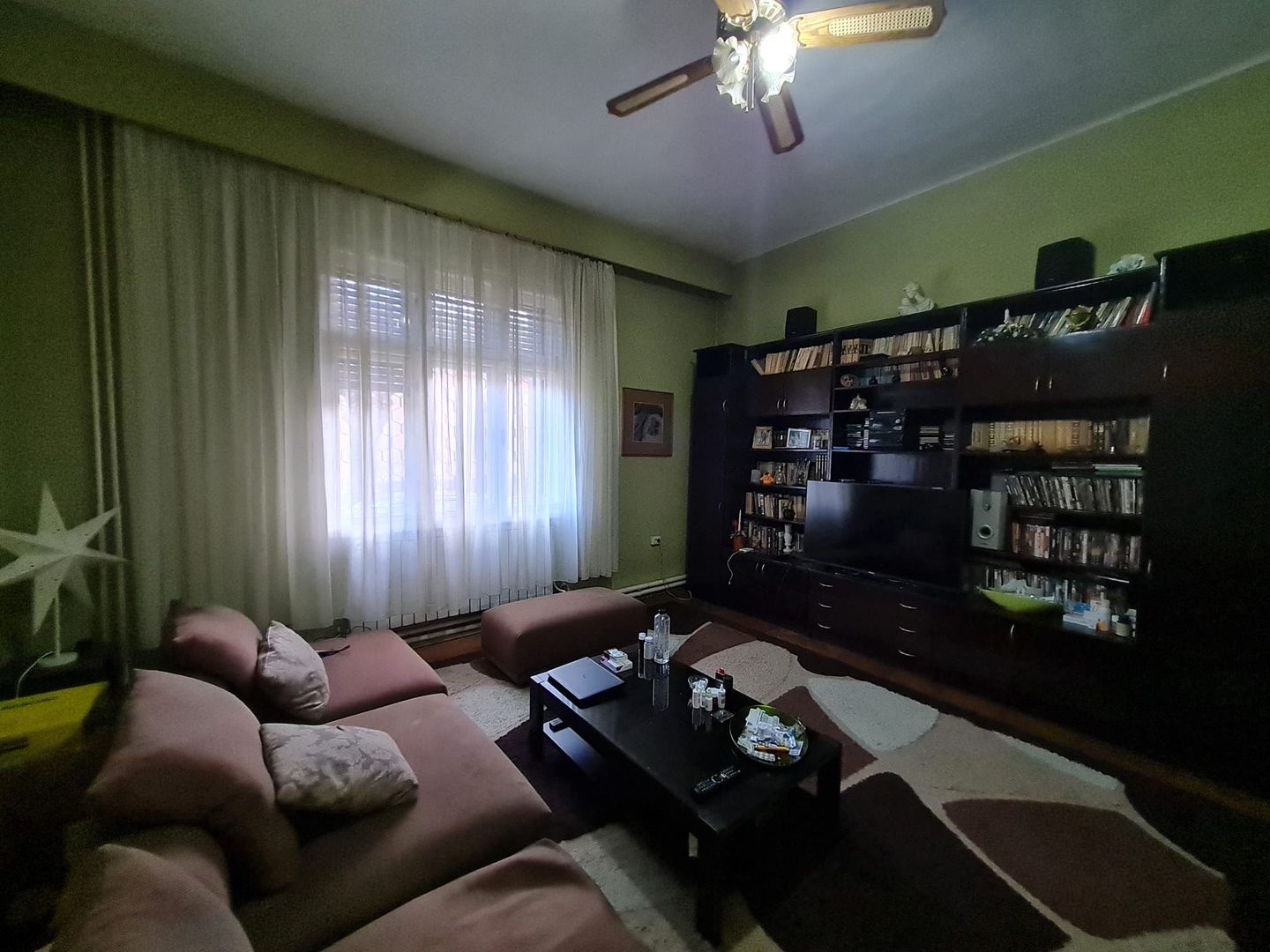 Vila generoasa,destinatii multiple - Poză 3