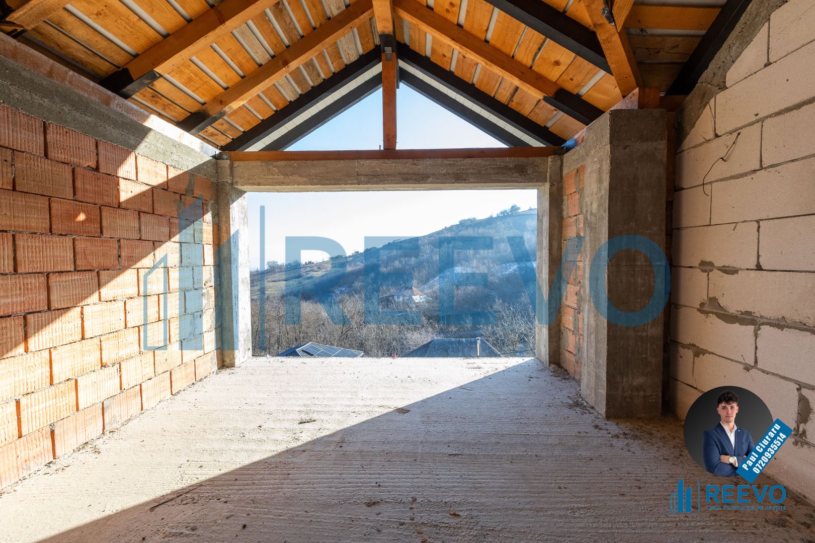 Pensiune/Vilă la roșu P+E+M în Sărata - Poză 24