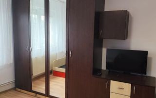 Garsonieră zona Aradului etaj 2 - Poză 3