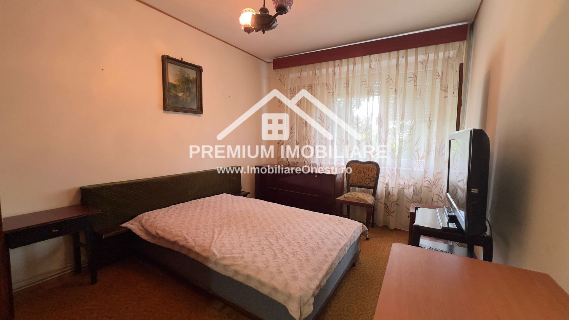 Apartament  2 camere - Decomandat - Zona de sus - Poză 1