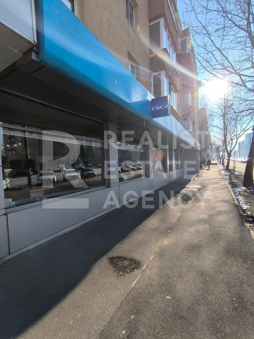 Vânzare, spațiu comercial – Zona Vlahuță, Brașov - Poză 1