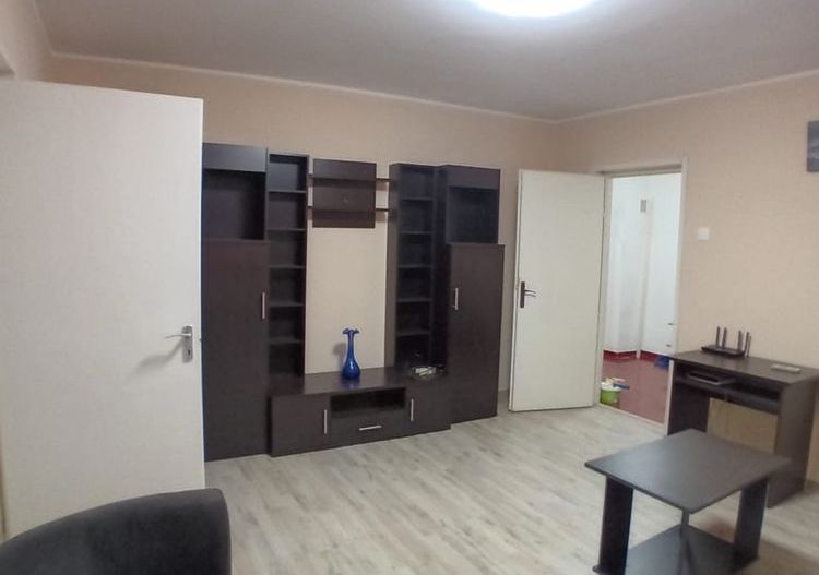 Chirie Apartament 2 camere metrou Titan - Poză 1
