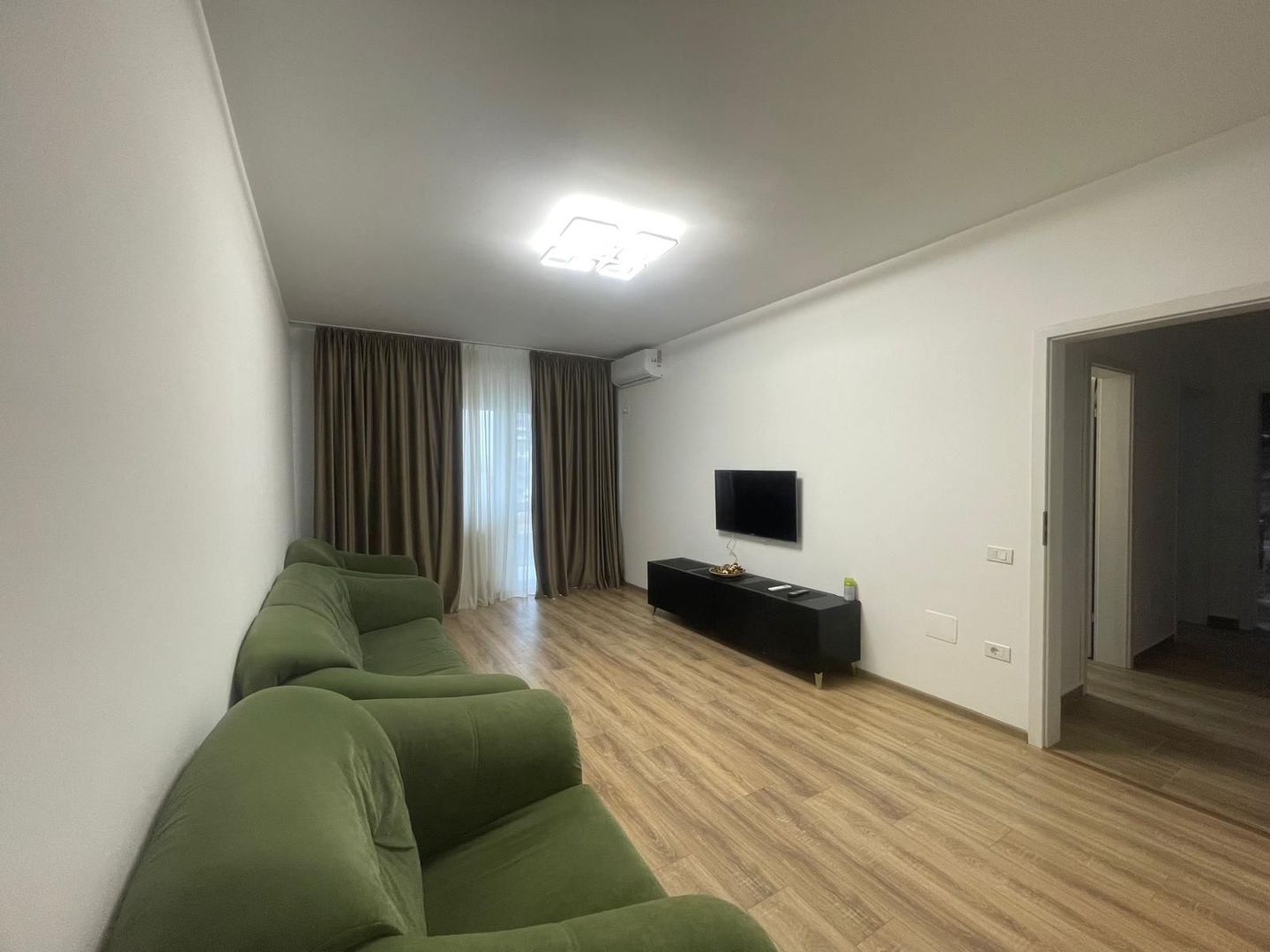 AP. 2 CAMERE GRAND KRISTAL, DOG-FRIENDLY, BLOC NOU, CENTRALA TERMICA - Poză 2