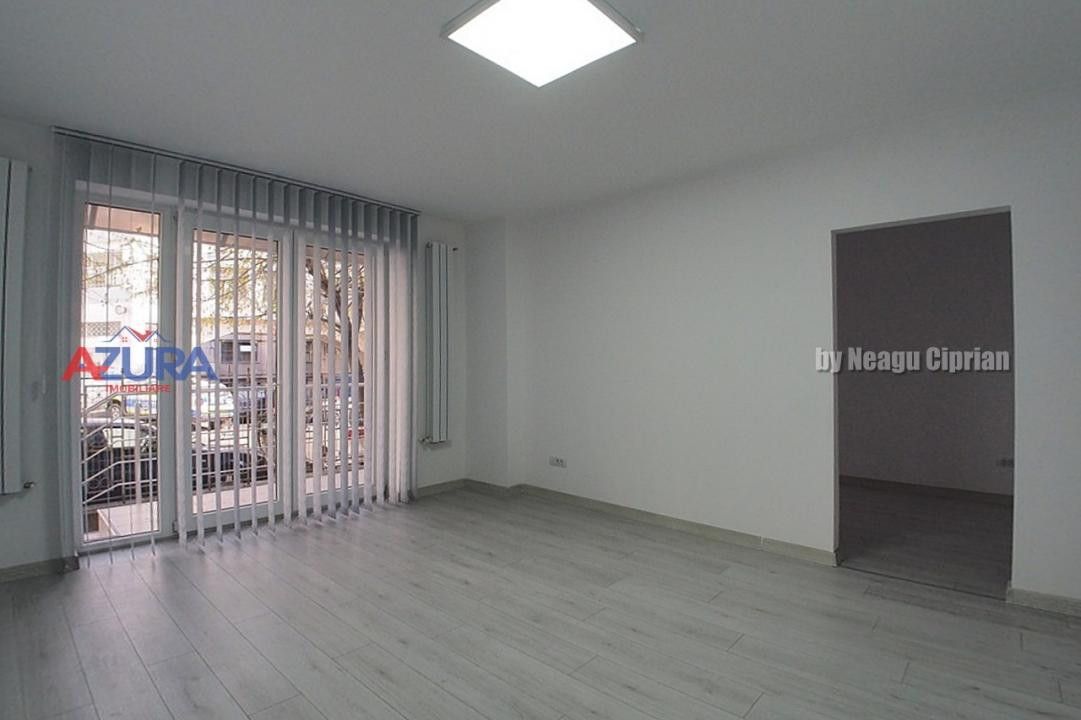 Spatiu Comercial-Birouri Ultracentral Pitesti - Poză 2