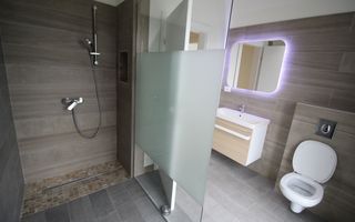 Casa de inchiriat - Poză 16