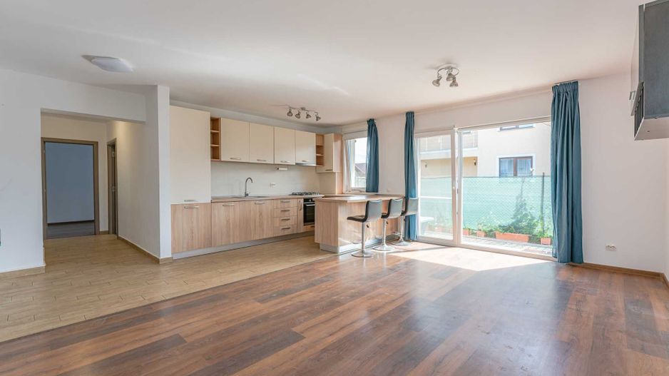 Casă individuală în Hărman, cu teren de 627 mp și bucătărie echipată - Poză 4