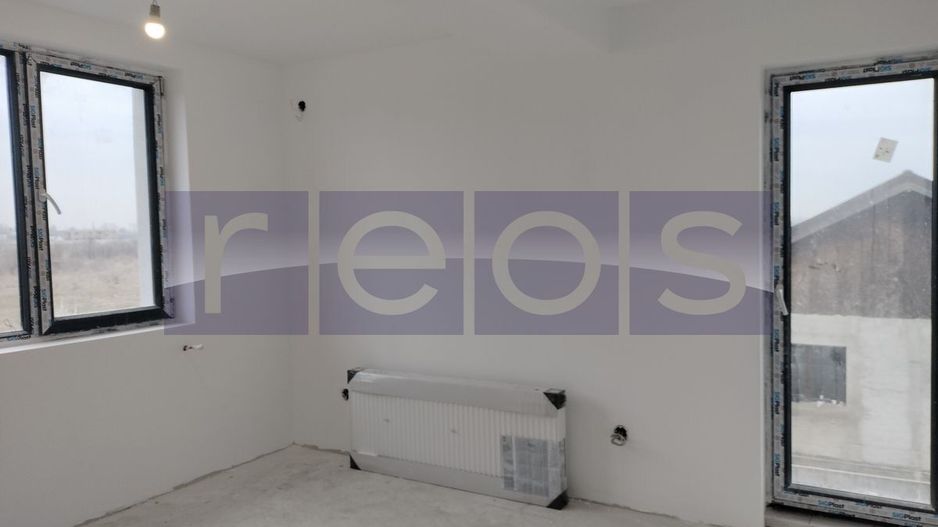 VANZARE VILA P+1+M | 170 MP UTILI | 6 CAMERE | BALOTESTI | - Poză 2