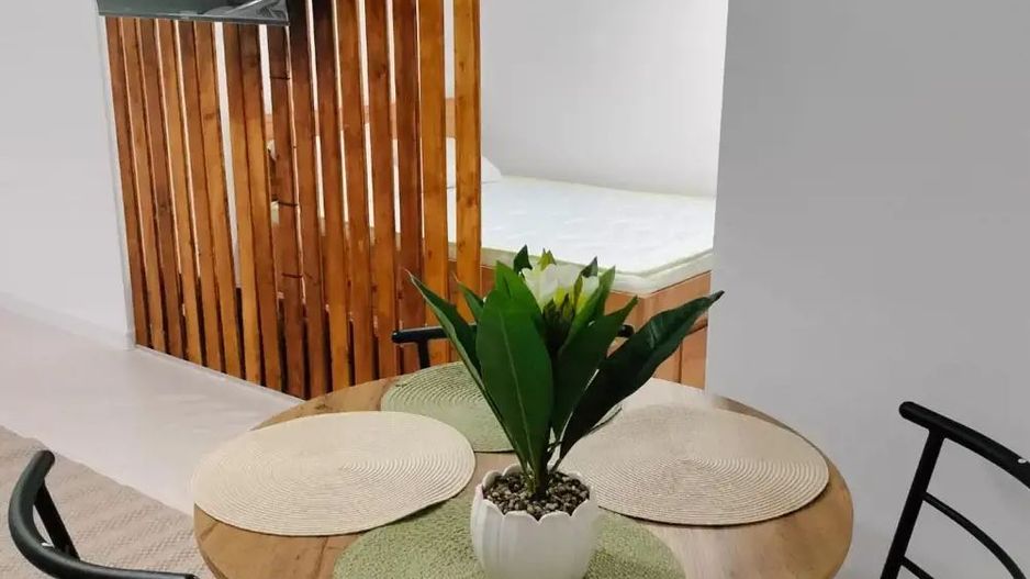 Studio - Central Address - Poză 5