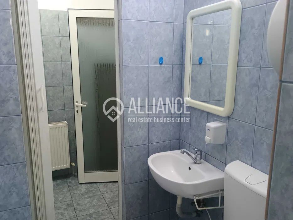 CENTRU (COD10) - Spatiu comercial / birouri de inchiriat - Poză 4