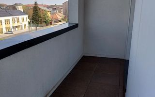 2 camere | etaj intermediar | centrala proprie | zona excelenta | - Poză 13