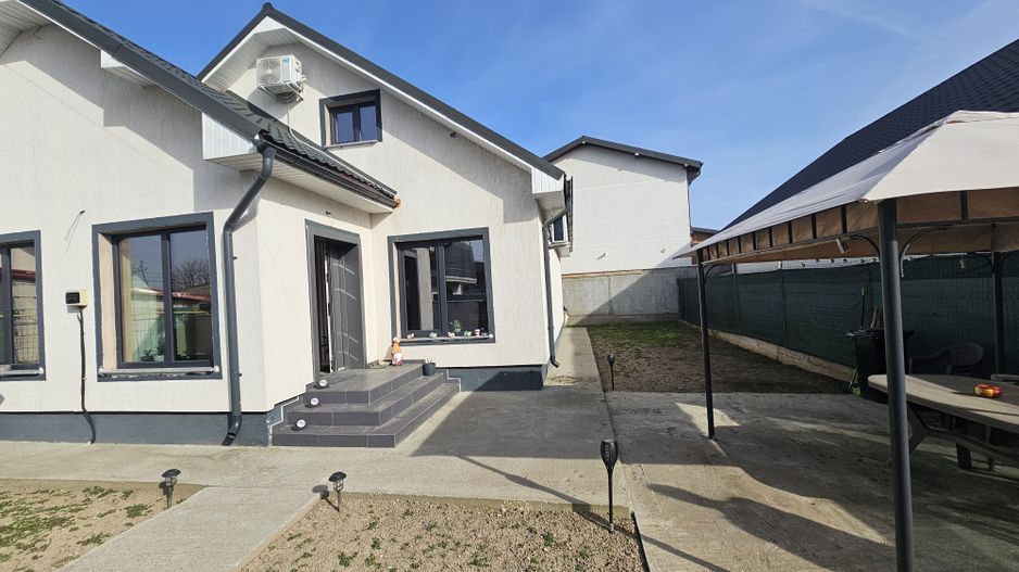 Casa de vanzare cocheta valu lui Traian/Constanta - Poză 1