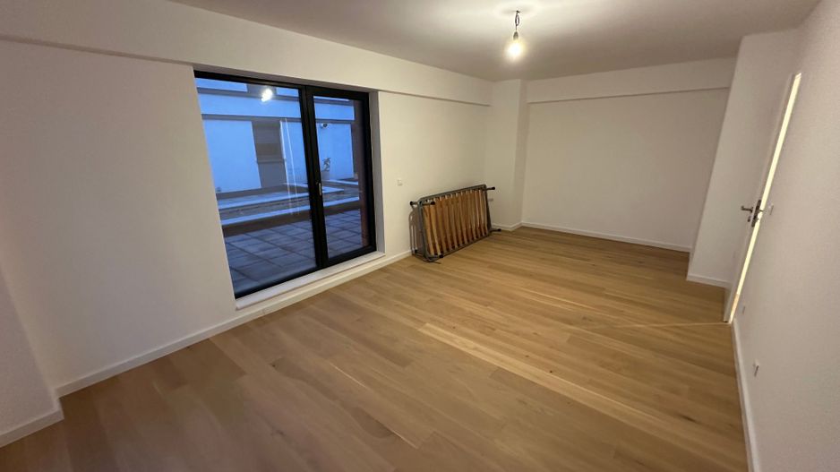 Apartament deosebit pe 2 etaje - Poză 17