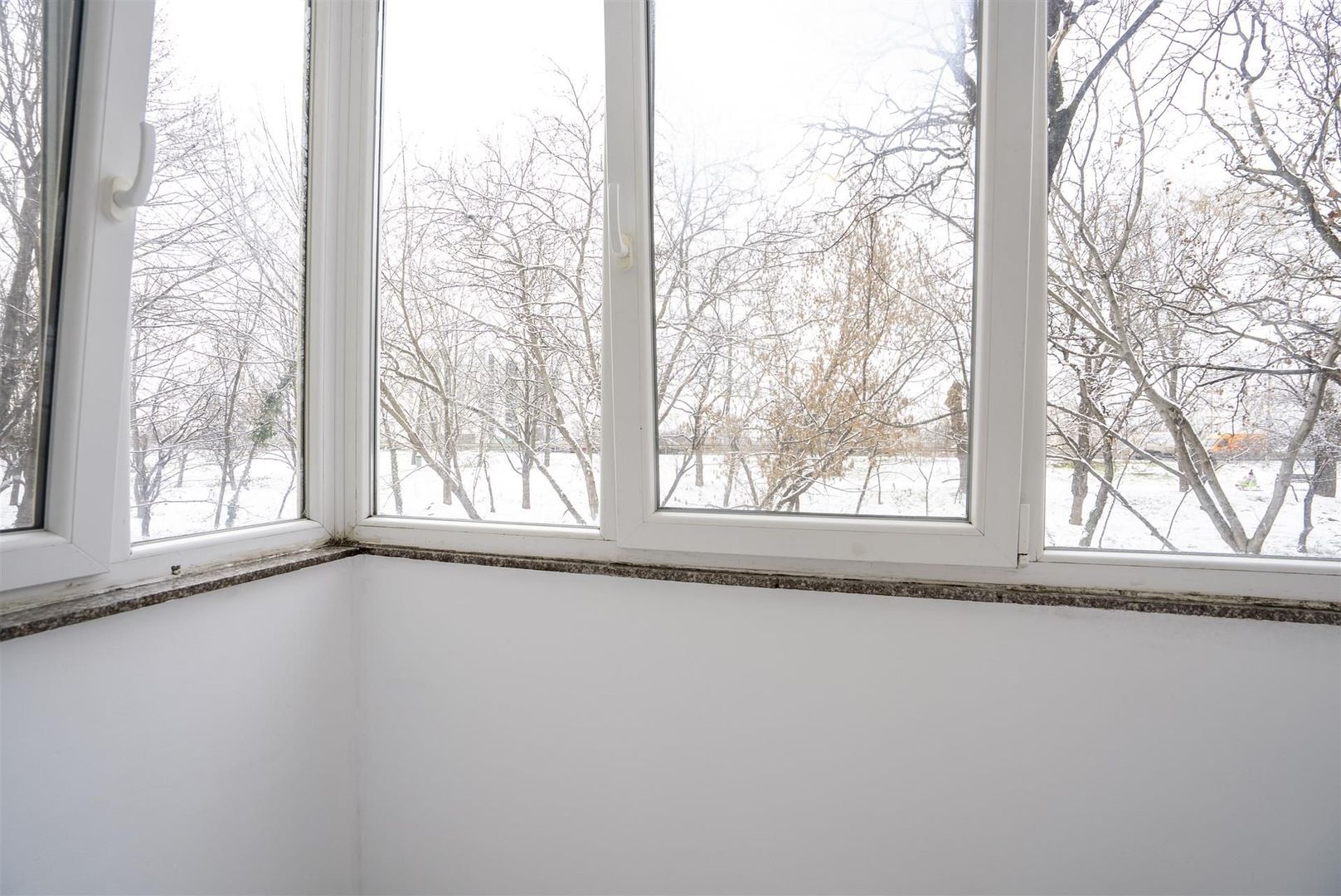 Apartament 4 camere 2 bai etaj 1 Iosia - Poză 7
