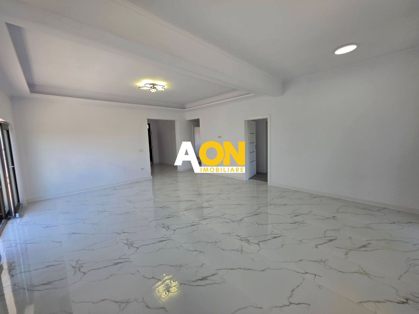 Casă 4 camere, 425 mp teren, panouri solare, cartier Orizont - Poză 6