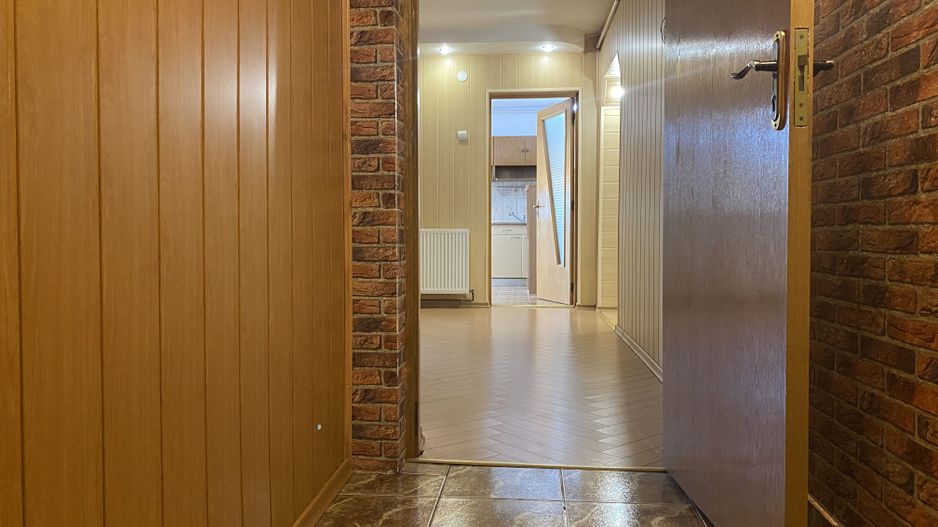 Vanzare apartament cu 4 camere luminos, vedere deschisă-Targoviste-M5 - Poză 13